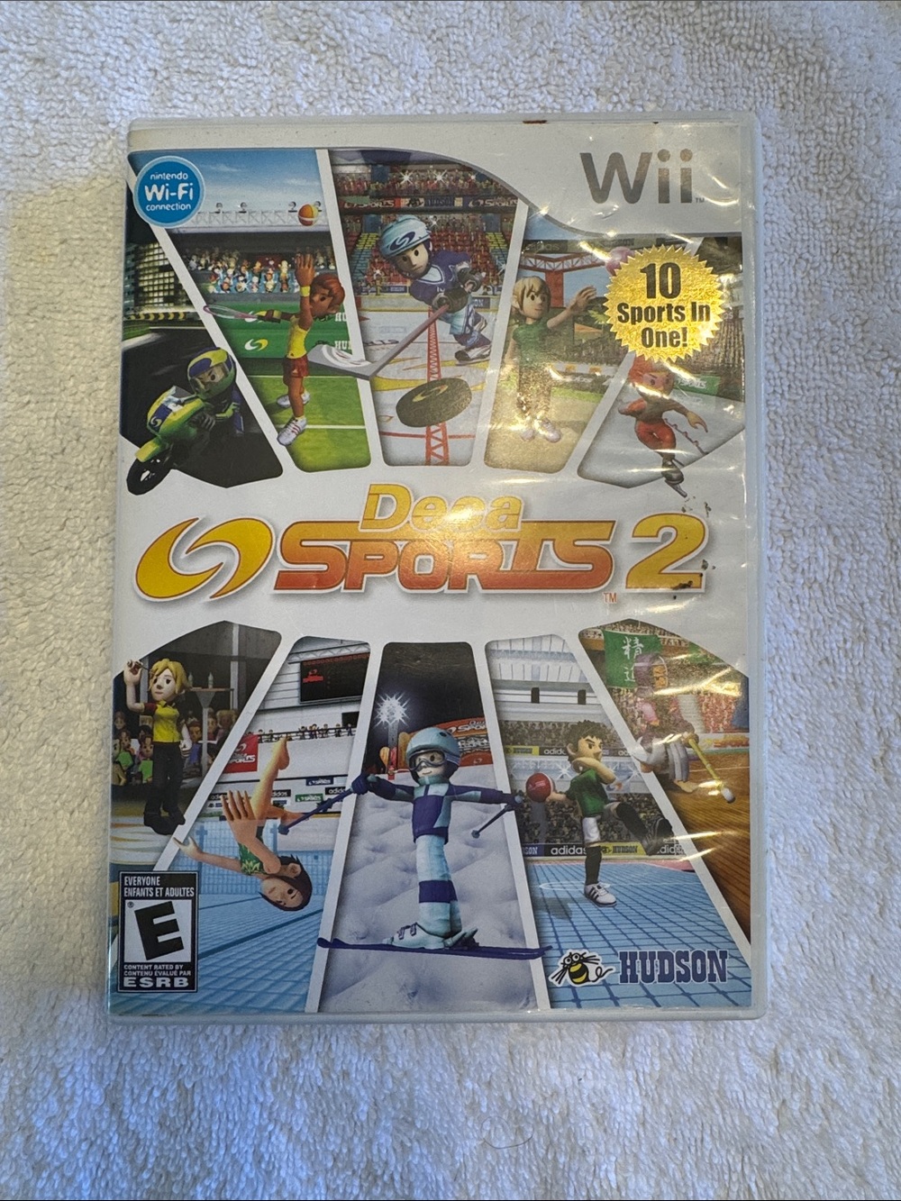 Hudson Deca Sports 2 for Wii - White with Yellow Accents